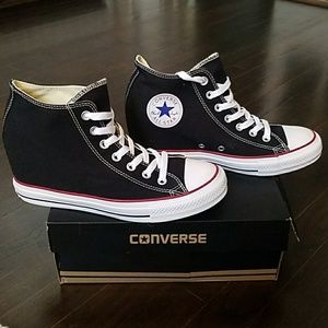 NEW Converse Chuck Taylor mid rise wedge sneakers